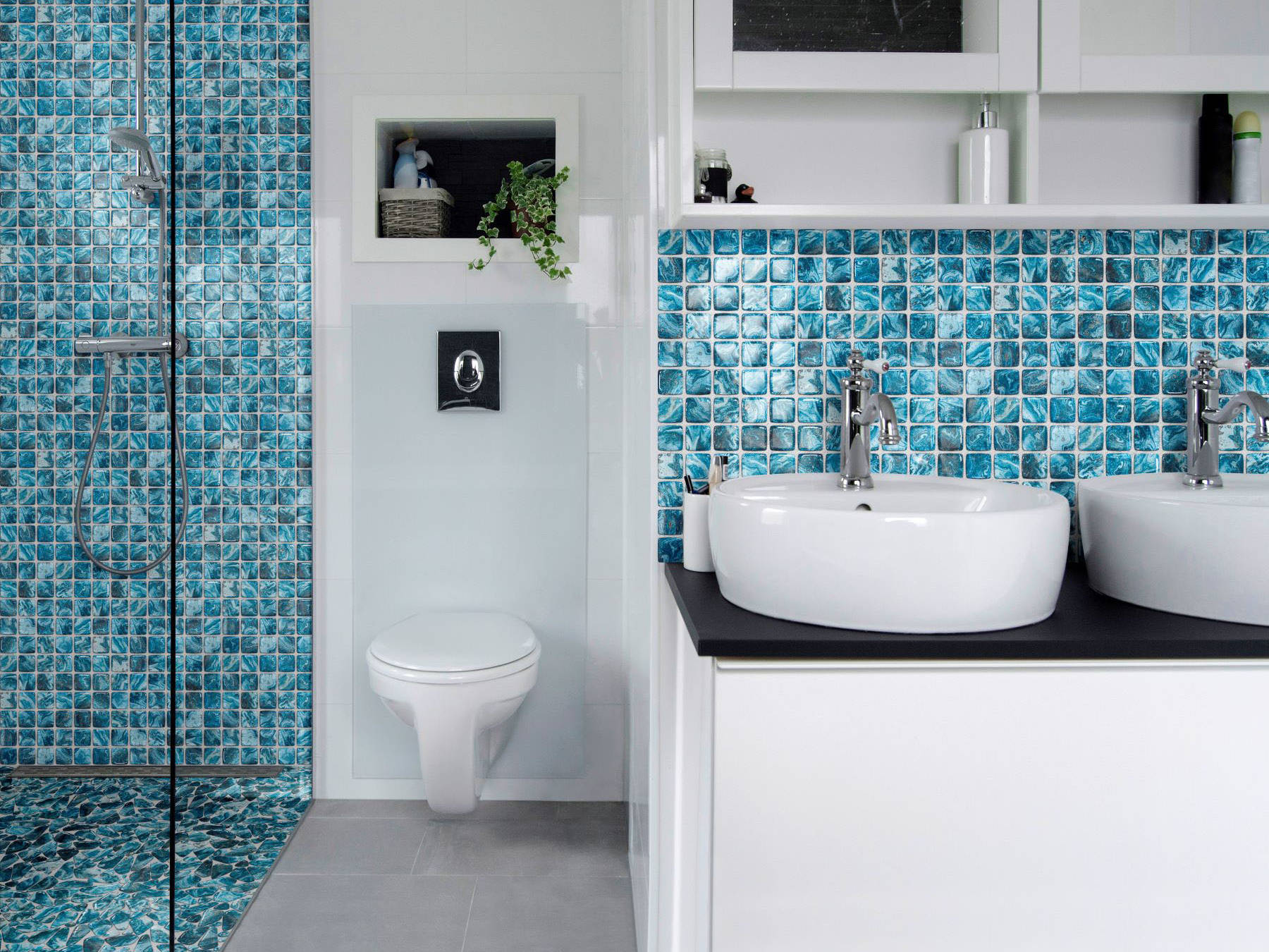 Glass Pebble Blue + Glass Square Blue Marble Pattern Mix | Best Tile and Wood